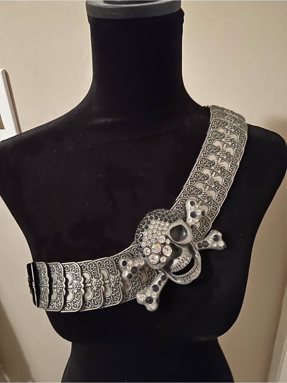 Silver Metal Skull & Crossbones Belt with Rhinestones
